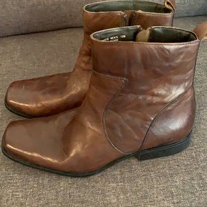 Men’s boots